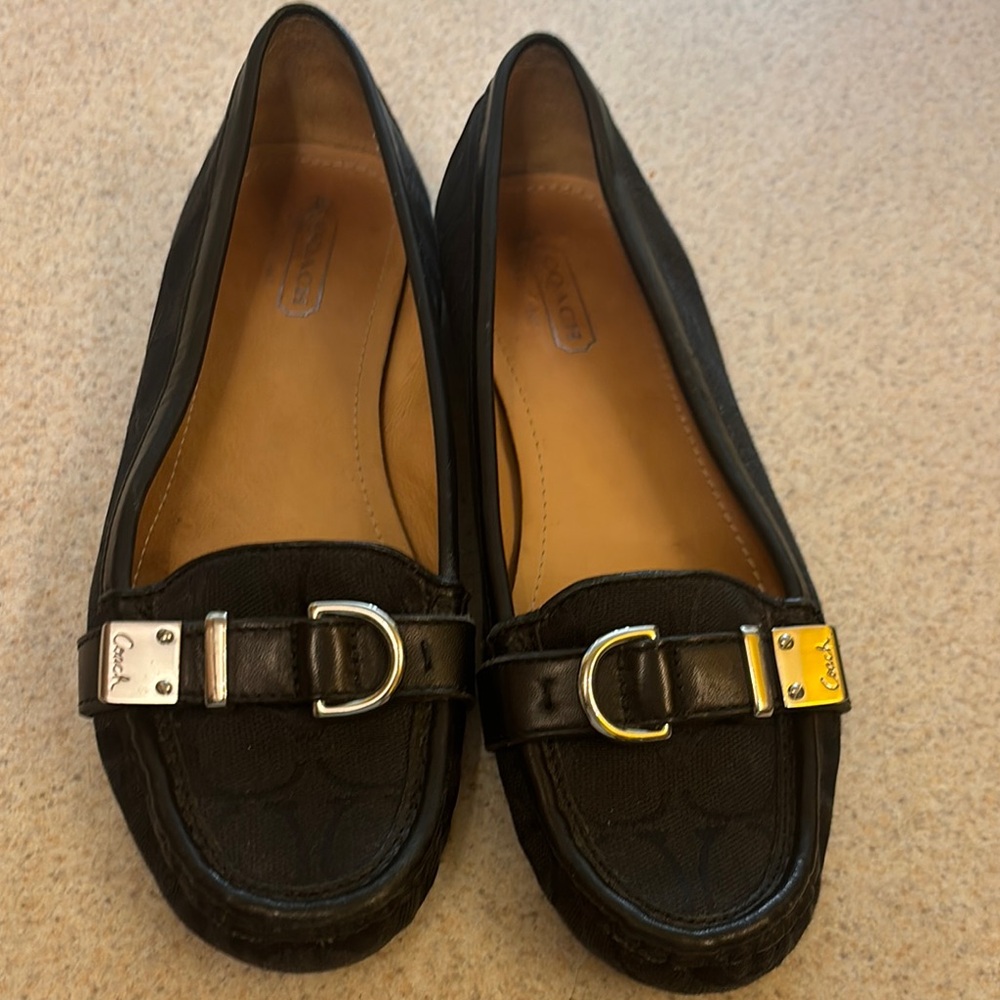 Coach flat size 6.5